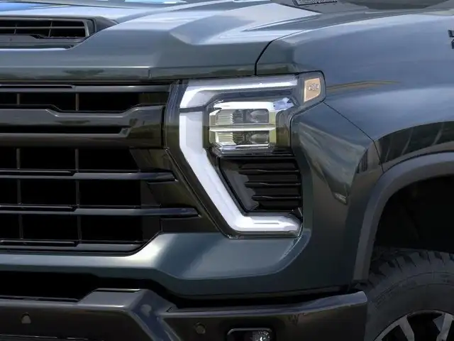 2025 Chevrolet Silverado 2500HD LT in Cars & Trucks in Oakville / Halton Region - Image 14