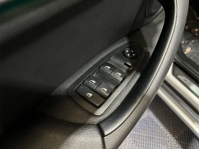 2021 BMW X1 in Cars & Trucks in Ottawa - Image 15