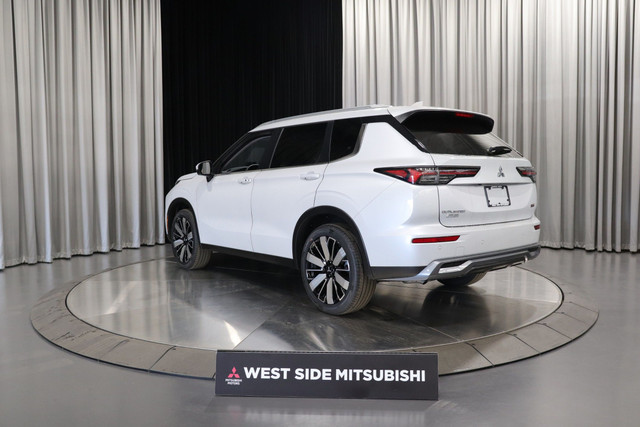 2025 Mitsubishi Outlander SEL in Cars & Trucks in Edmonton - Image 4