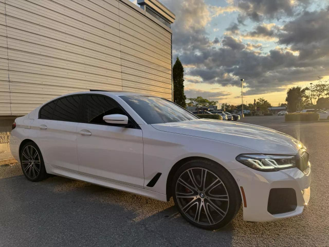 2022 BMW 540i M 540i xDrive dans Autos et camions  à Laval/Rive Nord - Image 3