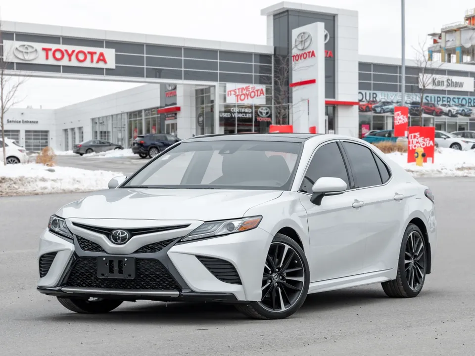 2019 Toyota Camry XSE LEATHER / HEATED SEATS / PUSH BUTTON ST...