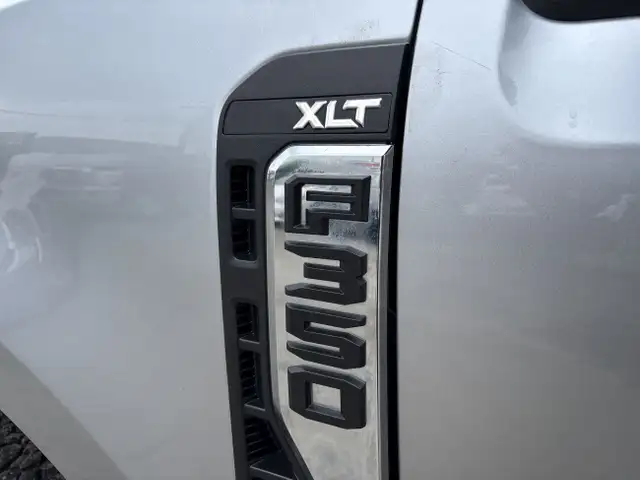 2023 Ford Super Duty F-350 SRW XLT | 6.7L DIESEL | CREW CAB | 8  dans Autos et camions dans Calgary - Image 20