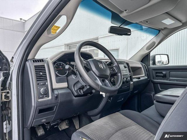  2012 Ram 1500 ST 4WD Crew Cab in Cars & Trucks in Strathcona County - Image 4