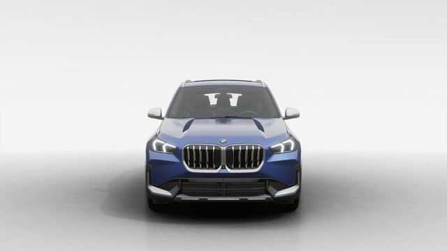 2025 BMW X1 xDrive28i | Premium | Gr. xLine | Att. Remorque in Cars & Trucks in City of Montréal - Image 3