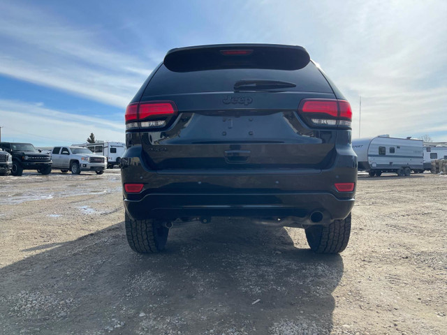 2019 Jeep Grand Cherokee Altitude 4WD in Cars & Trucks in Edmonton - Image 4