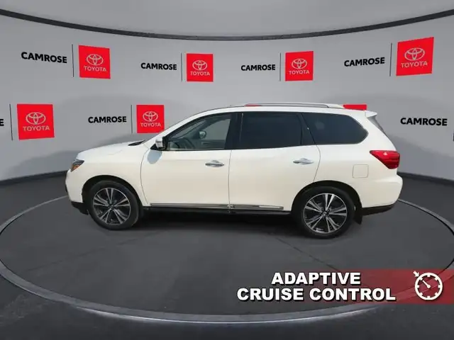 2019 Nissan Pathfinder 4x4 Platinum - Sunroof in Cars & Trucks in Edmonton - Image 6