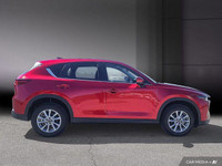 Le Mazda CX-5 GS AWD 2024 est un VUS compact qui se distingue par son design élégant et ses performa... (image 7)