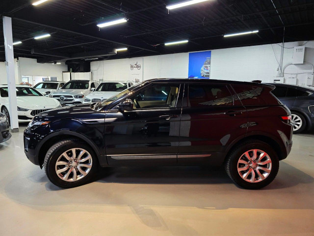 2017 Land Rover Range Rover Evoque in Cars & Trucks in Oakville / Halton Region - Image 4