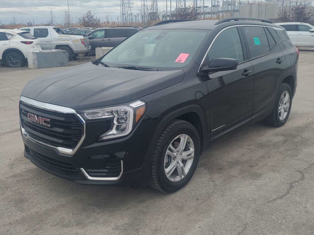 2023 GMC Terrain SLE SLE/AWD/30,000KM/BLACK/OFF 1 OWNER GMAC... in Cars & Trucks in Belleville