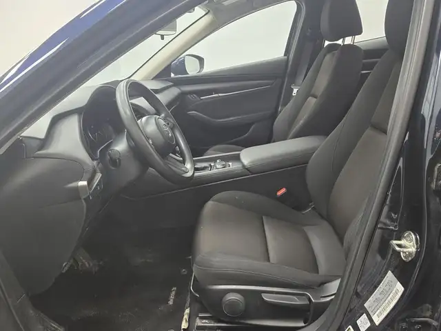 2021 Mazda Mazda3 CARPLAY, CAMERA, SIEGES CHAUFFANTS, BLIND SPOT in Cars & Trucks in Longueuil / South Shore - Image 3
