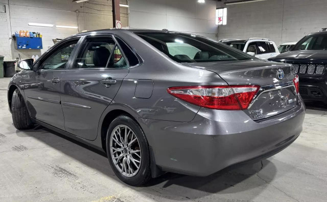 2016 TOYOTA Camry Hybrid XLE/NAV/CAMERA/TOIT/CUIR/AC/MAGS/BLTH/9 in Cars & Trucks in City of Montréal - Image 3