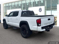 KBB.com Best Resale Value Awards. Only 46,464 Miles! This Toyota Tacoma delivers a Regular Unleaded... (image 2)