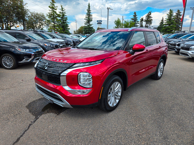 2022 Mitsubishi Outlander SE Low KM | Mitsubishi Certified |... in Cars & Trucks in Calgary - Image 3