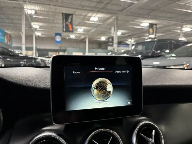 2018 Mercedes-Benz CLA CLA250|4MATIC|COUPE|AMGPKG|NAV|LEATHER|AM in Cars & Trucks in City of Toronto - Image 19