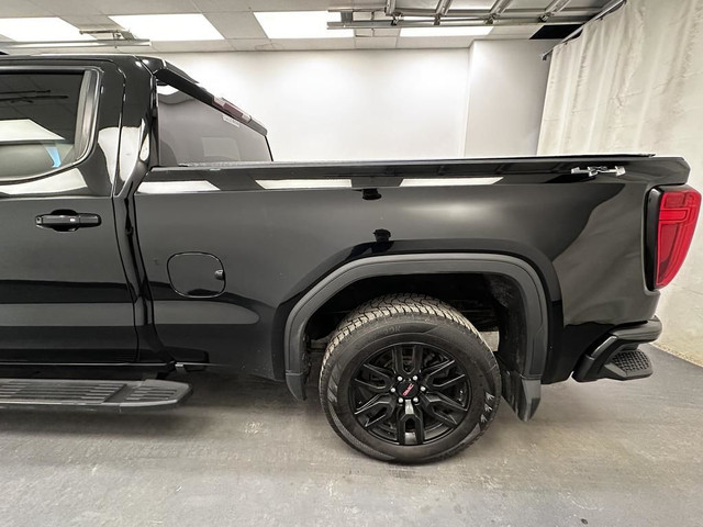 2022 GMC Sierra 1500 Limited Elevation 5.3L V8 - Remote Start... in Cars & Trucks in Lethbridge - Image 3