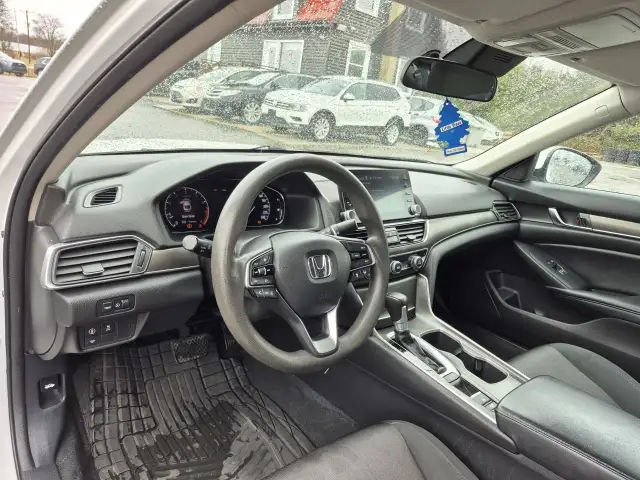 2018 Honda Accord LX Certified/Clean in Cars & Trucks in London - Image 11