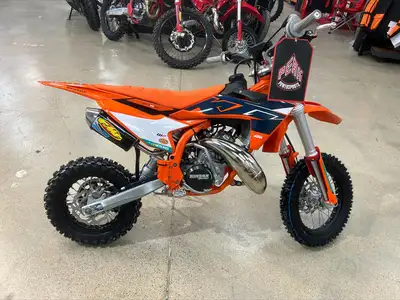 Price does not include: Freight, PDI, Admin and Licensing. 2025 KTM 50 SX Factory EditionFULL FACTOR...