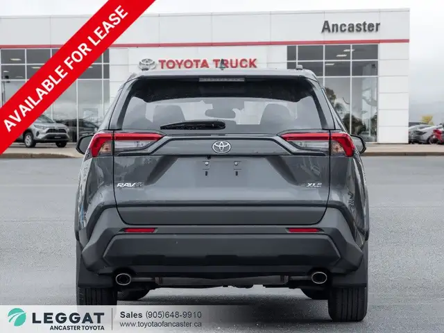 2020 Toyota RAV4 XLE FWD in Cars & Trucks in Hamilton - Image 7