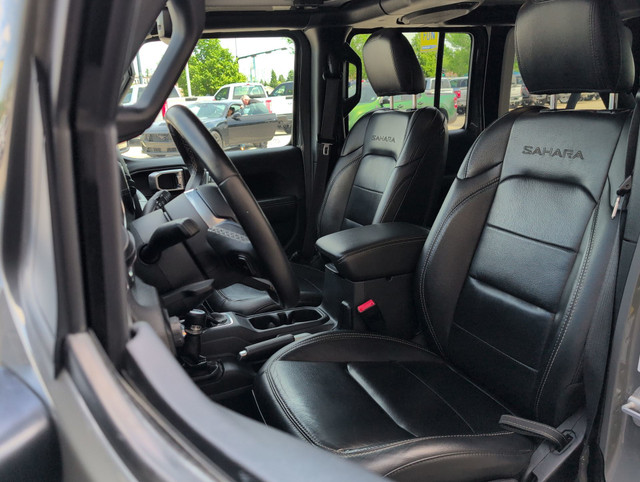 2019 Jeep Wrangler Unlimited Sahara 4x4 in Cars & Trucks in Lethbridge - Image 3