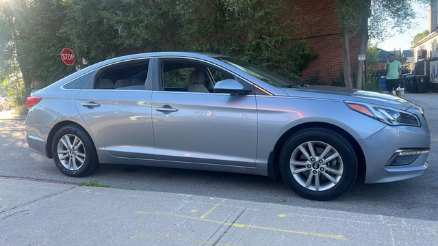 2015 Hyundai Sonata 2.4L Auto GL in Cars & Trucks in City of Toronto - Image 4