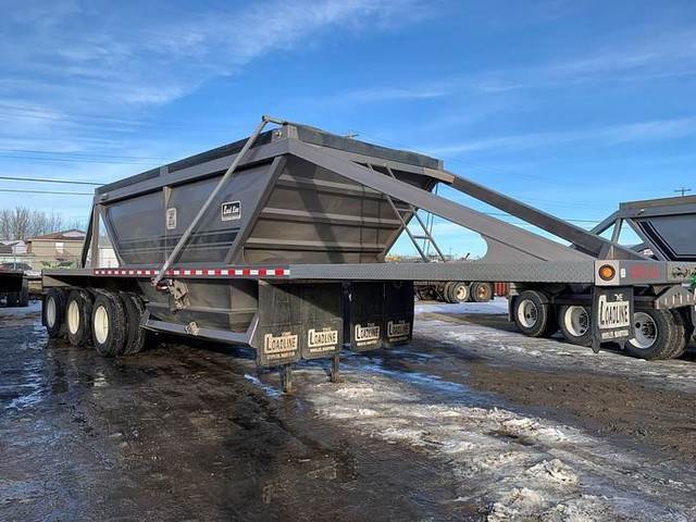 2022 Loadline 40' Tridem Clam Dump in Heavy Equipment in St. Albert