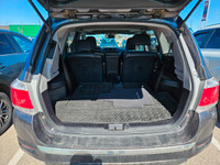 2013 Toyota Highlander SE – Reliable, Comfortable, and Ready for the Road!Looking for a dependable m... (image 2)