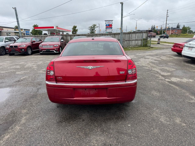 2010 Chrysler 300 LIMITED, LEATHER, SUNROOF, ONLY 174KMS, AS IS in Cars & Trucks in London - Image 4