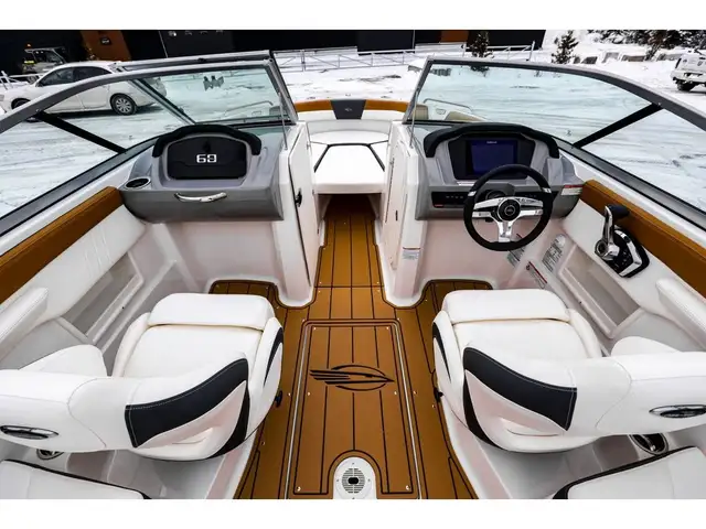 2025 Chaparral 23 SSI in Powerboats & Motorboats in Québec City - Image 20