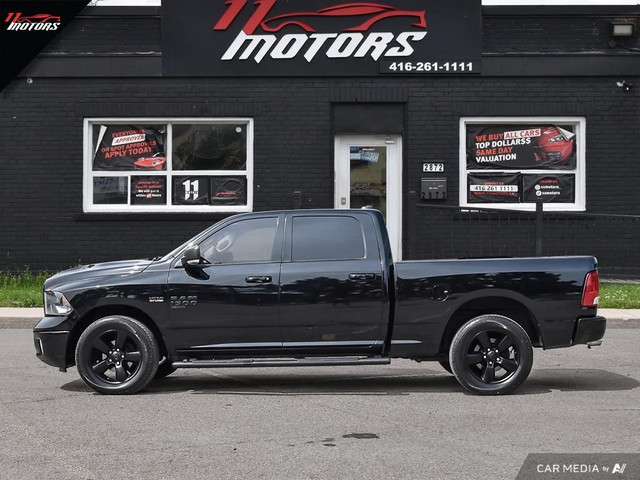 2019 Ram 1500 Classic SLT 4x4 Crew Cab 6'4" Box in Cars & Trucks in City of Toronto - Image 3
