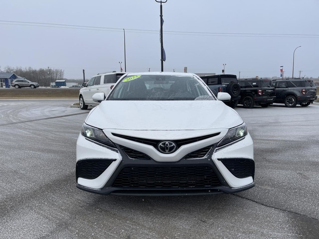 2022 Toyota Camry SE in Cars & Trucks in Edmonton - Image 2