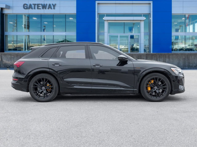 2023 Audi e-tron 55 Technik COME CHECK OUT THIS EV BEAST! in Cars & Trucks in Mississauga / Peel Region - Image 3