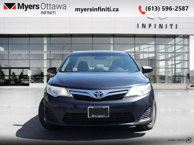 2013 Toyota Camry LE - Power Seats - Power Windows in Cars & Trucks in Ottawa - Image 2