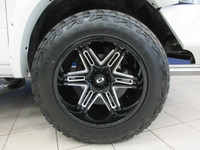 RAM 1500 CLASSIC 2022 EXPRESS NIGHT EDITION V8 5.7 LITRES CREW-CAB BOITE 5.7 PIEDS 4X4 TOUT ÉQUIPÉ /... (image 8)