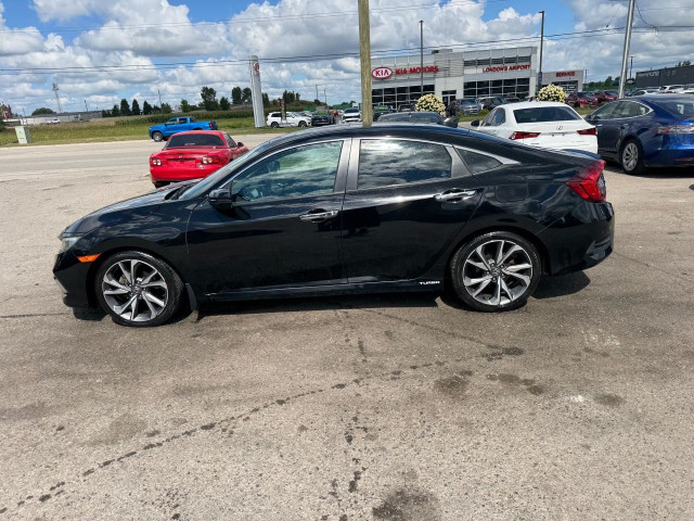 2016 Honda Civic Touring, LEATHER, SUNROOF, ONLY 134KMS, CERTIFI in Cars & Trucks in London - Image 2