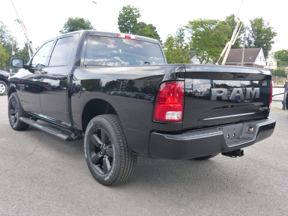 2022 Ram 1500 Classic NIGHT EDITION