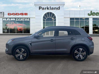 This Mitsubishi RVR delivers a Regular Unleaded I-4 2.4 L/144 engine powering this Variable transmis... (image 1)