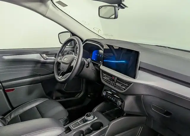 2025 Ford Escape Platinum in Cars & Trucks in Calgary - Image 22