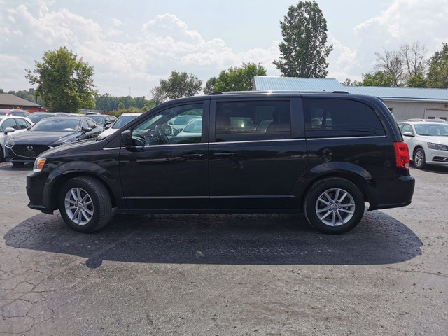 2020 Dodge Grand Caravan SXT in Cars & Trucks in Belleville - Image 2