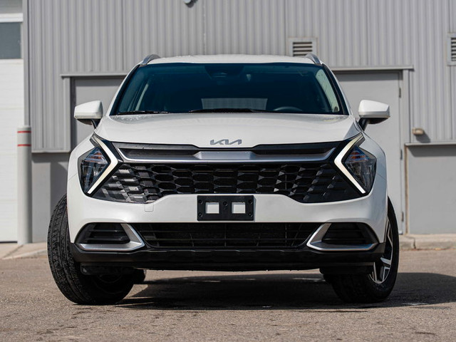 2023 Kia Sportage LX in Cars & Trucks in Calgary - Image 2