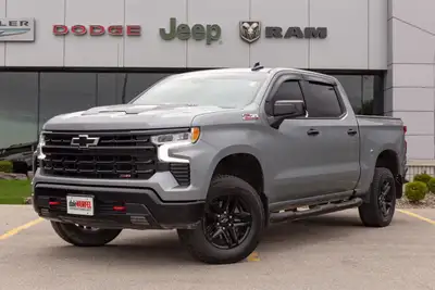 // ACCIDENT FREE!! // // SINGLE OWNER! // Experience rugged capability and modern comfort with the 2...