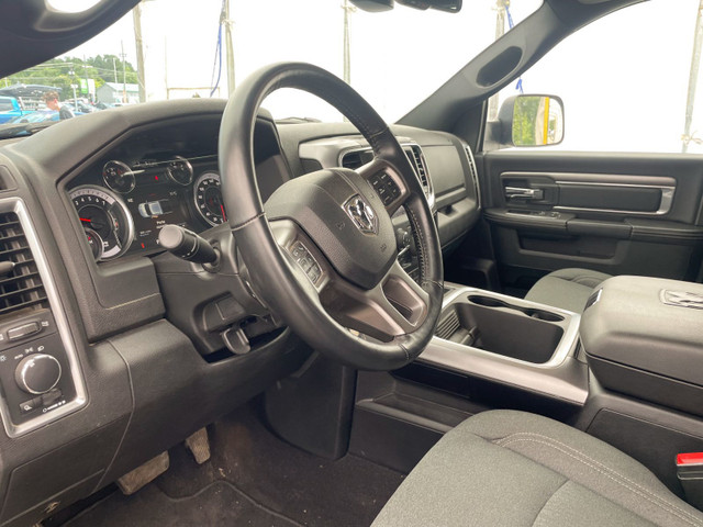 2021 Ram 1500 Classic WARLOCK 4X4 V8 *GR REMORQ* SIÈGES / VOLANT in Cars & Trucks in Laurentides - Image 3