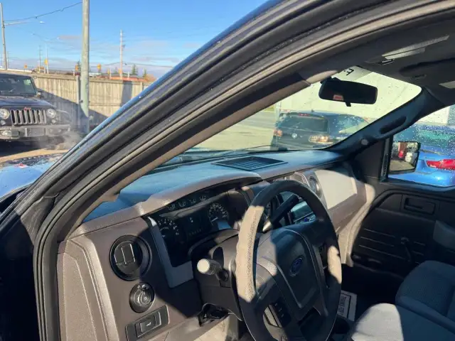2012 Ford F-150 STX, WELL MAINTAINED, NO ACCIDENTS, CERTIFIED in Cars & Trucks in London - Image 13