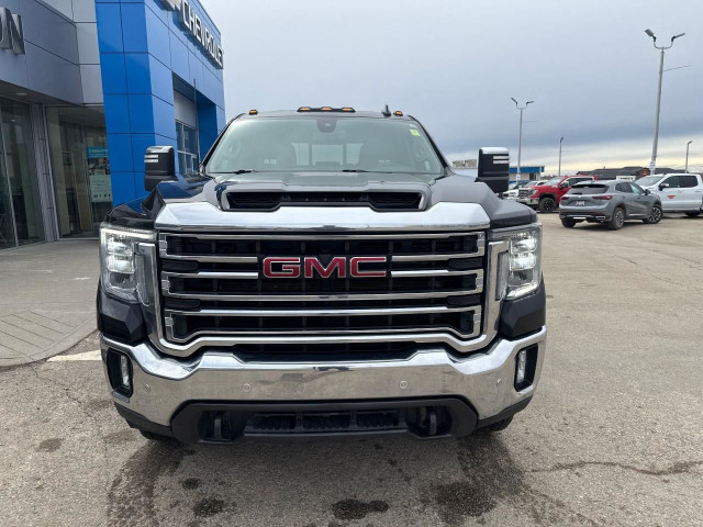 2020 GMC Sierra 2500HD SLT in Cars & Trucks in St. Albert - Image 2