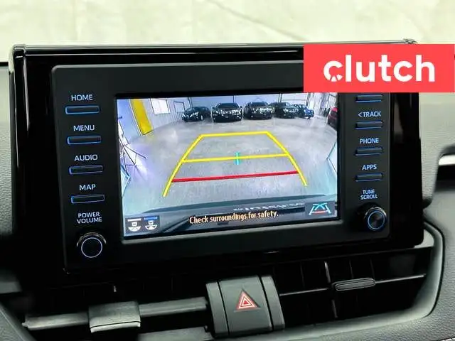 2022 Toyota RAV4 XLE AWD w/ Apple CarPlay, Heated Front Seats, R dans Autos et camions dans Ville de Toronto - Image 33