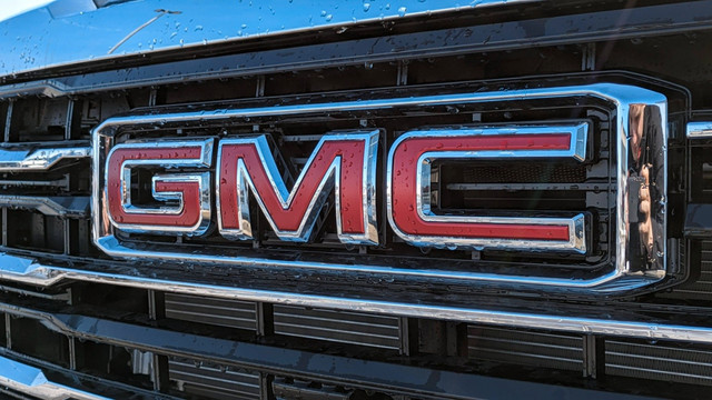 2024 GMC Sierra 3500HD SLT in Cars & Trucks in Lethbridge - Image 3