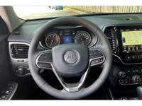 COME SEE WHY ''NOBODY BEATS A DEAL FROM PEEL!'' Your Source for ALL make and models used cars and tr... (image 4)