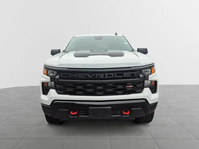 2023 Chevrolet Silverado 1500 Custom Trail Boss Custom Trail... in Cars & Trucks in Fredericton - Image 4