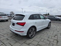 2016 Audi SQ5 Progressiv 3.0T Quattro with only 116,000kms. Equipped with diamond stitched leather,... (image 4)