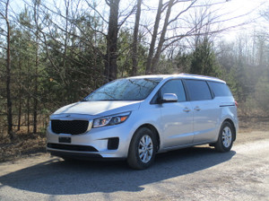 2017 Kia Sedona Base