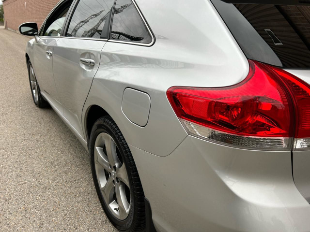 2011 Toyota Venza Certified in Cars & Trucks in Oshawa / Durham Region - Image 4